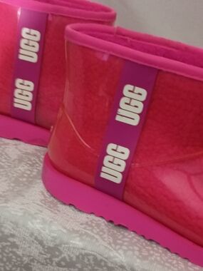 UGG Kids Pink Shearling-Trim Waterproof Boots